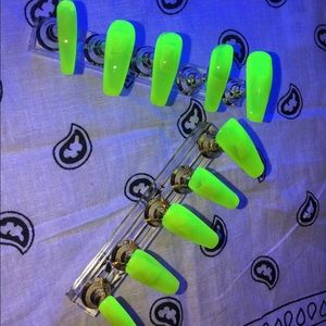 Neon Green Press on Nails